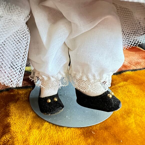 Vintage 80s Madame Alexander Greece Doll 565 with Stand 8 Inch Greek - Picture 8 of 10